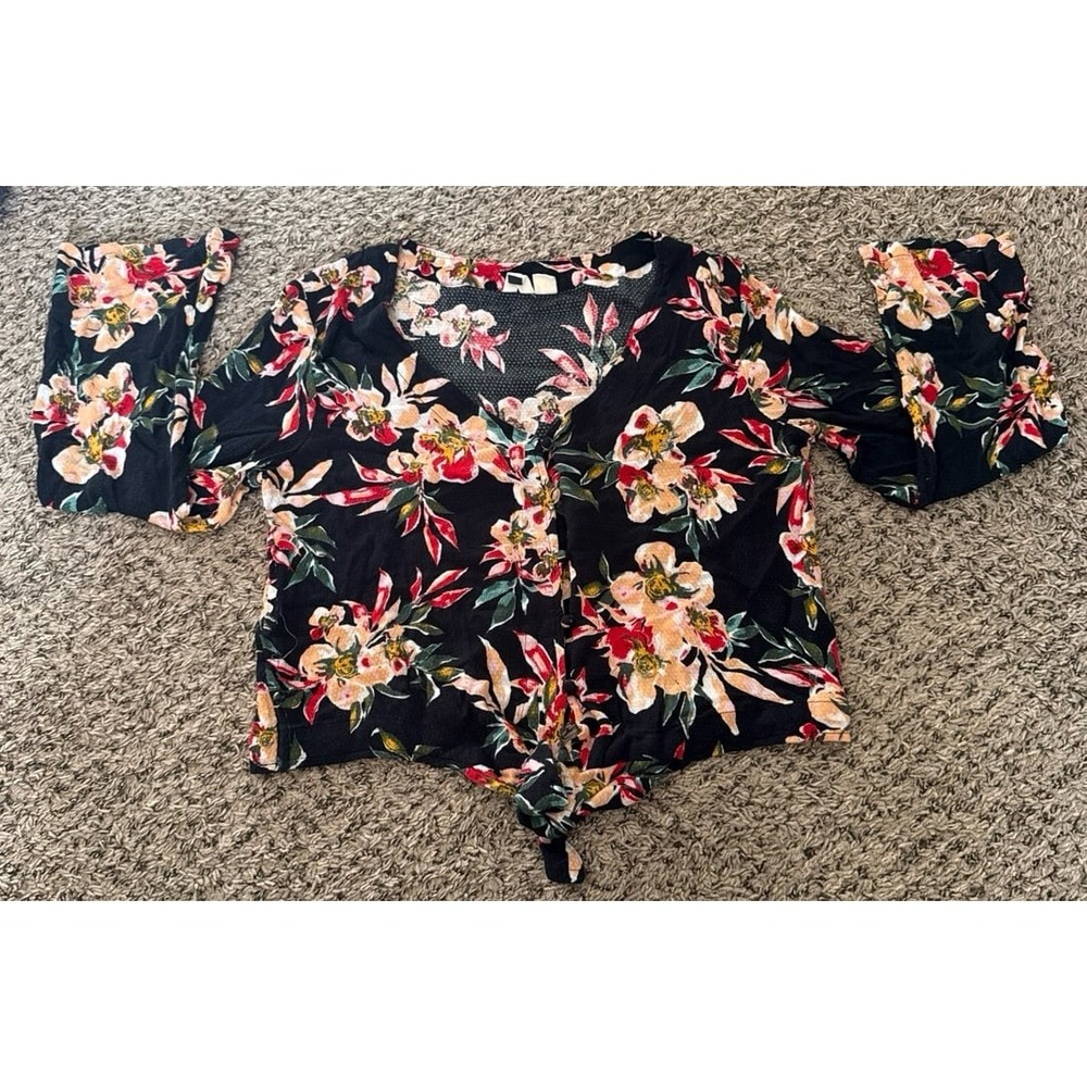 Roxy Women's Black Floral Print Long Sleeve front tie cropped blouse Size Medium